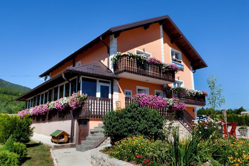 Plitvice Pension Perisic Korenica Exterior foto