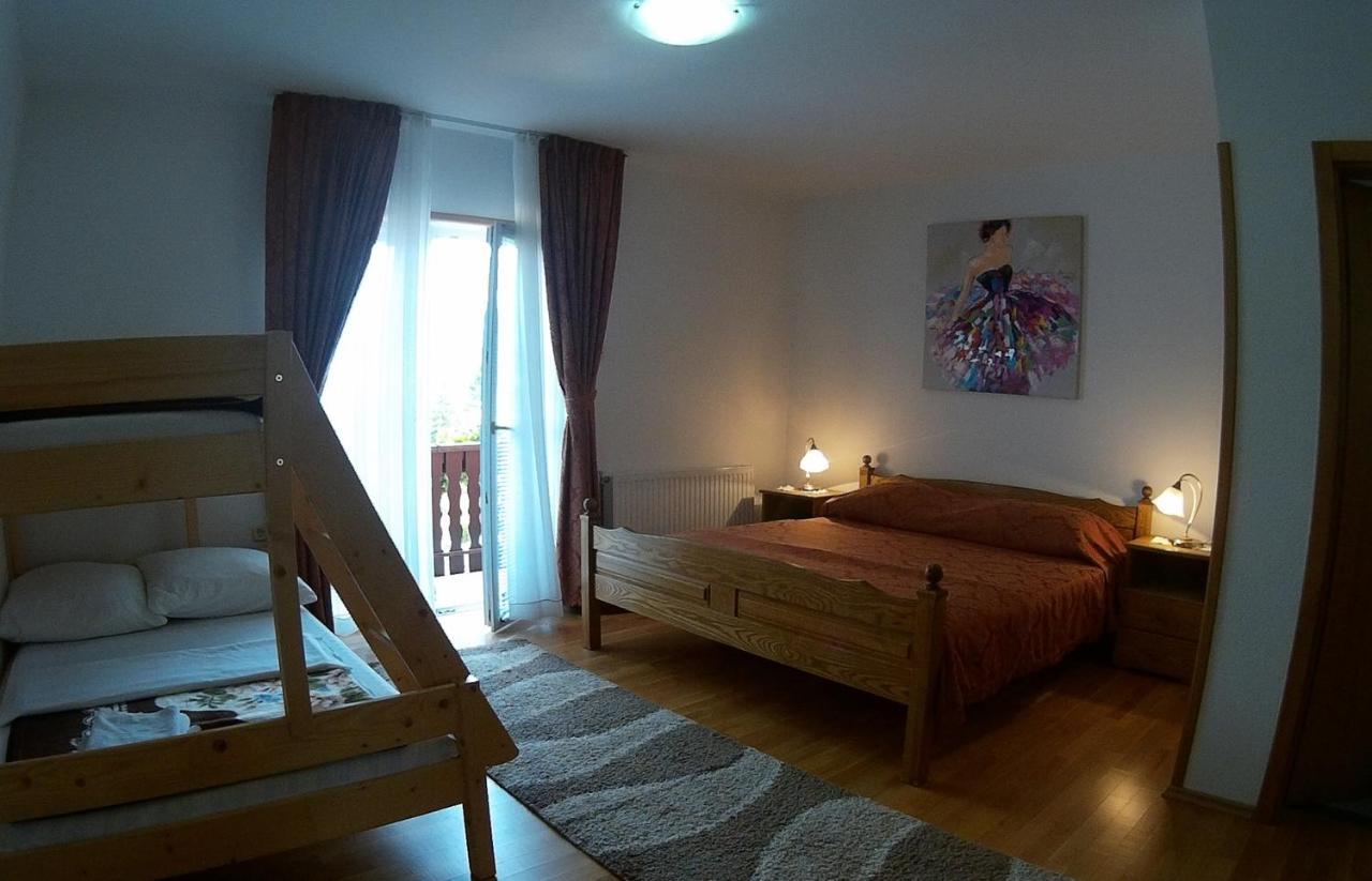 Plitvice Pension Perisic Korenica Exterior foto